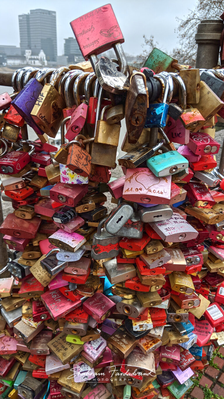 Love Locks Hohenzollern Bridge, Cologne, GERMANY